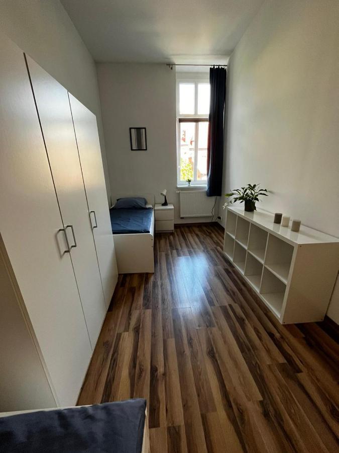 Kamienica4 *